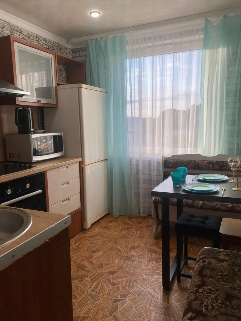 Апартаменты с 2 комнатами в Октябрьском районе (КВАРТИРА51)