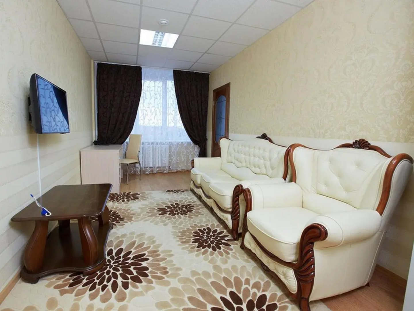 Отель Гармония