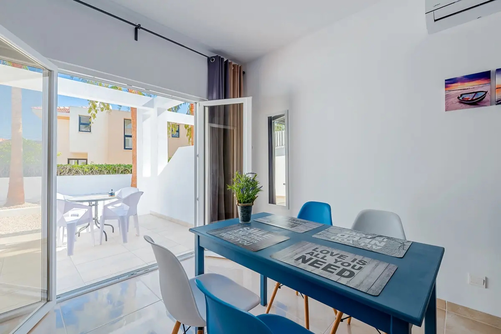 Апартаменты Color Cyprus Amozoniu