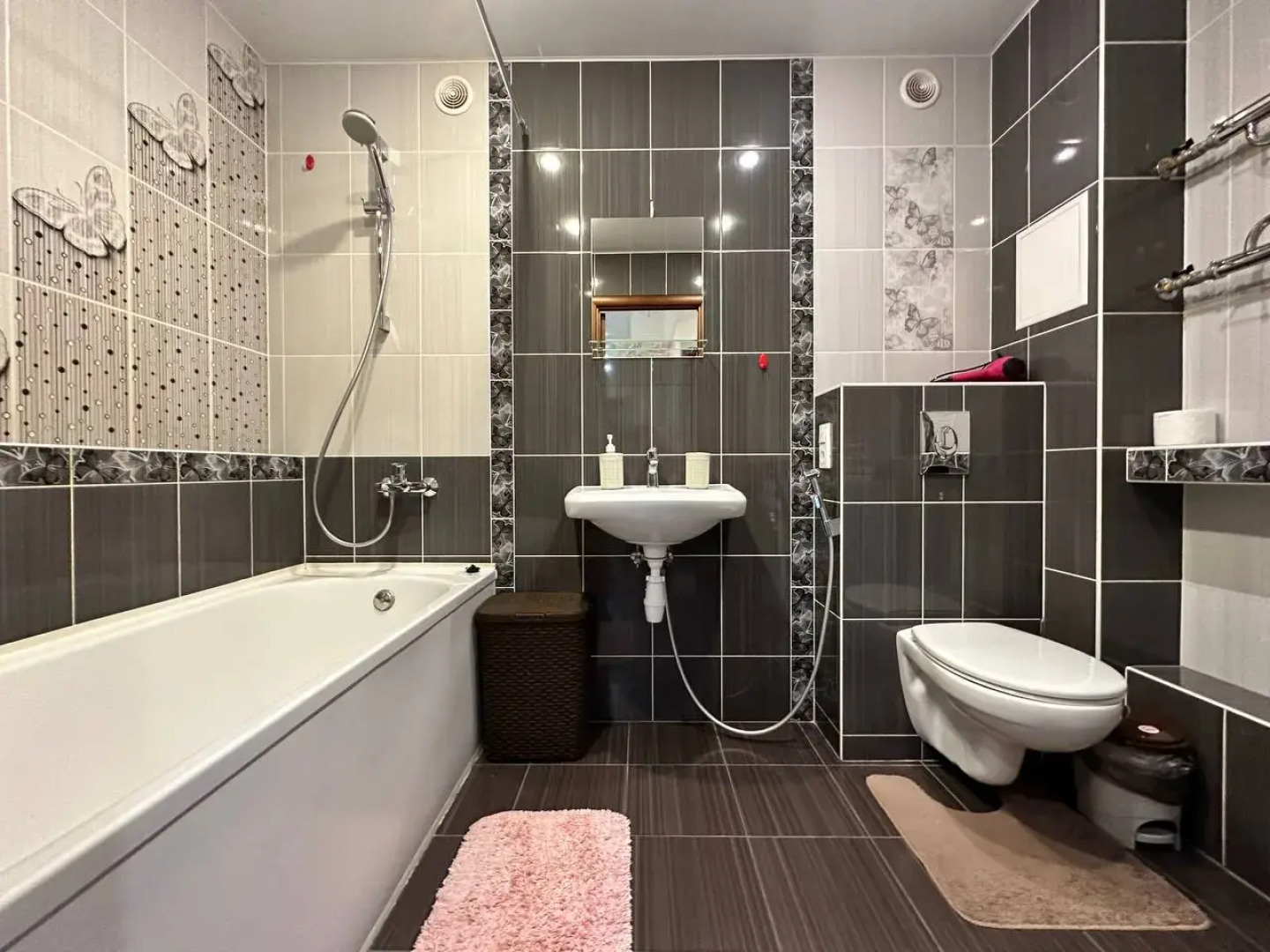 Квартира Двухкомнатная 40 Лет Победы 5а