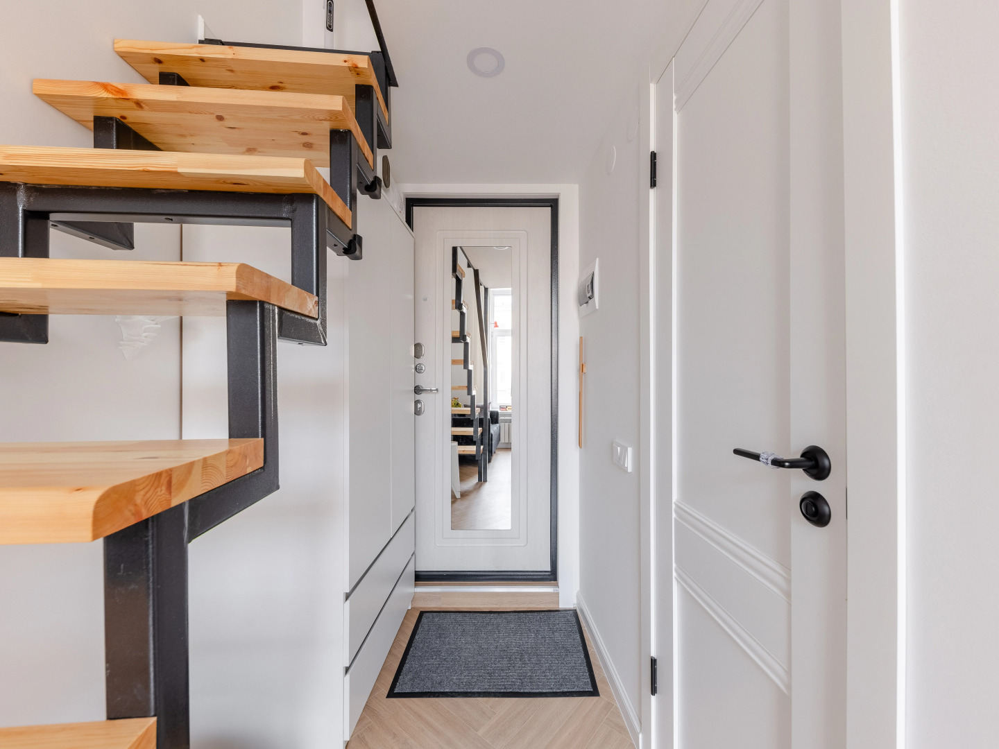 Квартира Светлая студия на Петроградской стороне