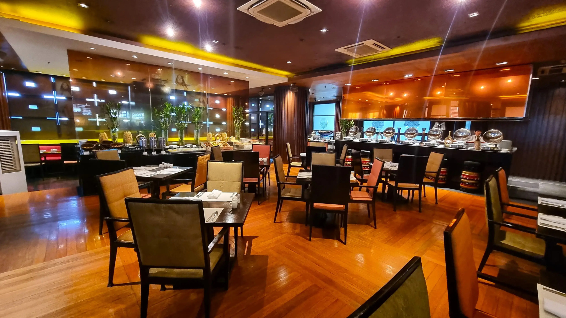 Отель Tower Club at lebua