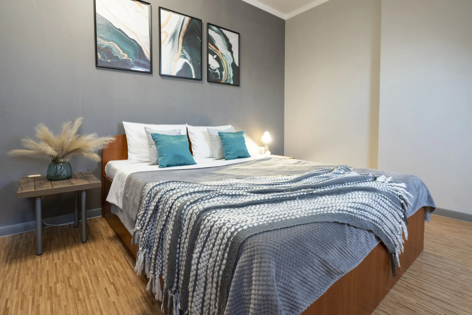 Апартаменты двухуровневые в тихом районе Амалиенау