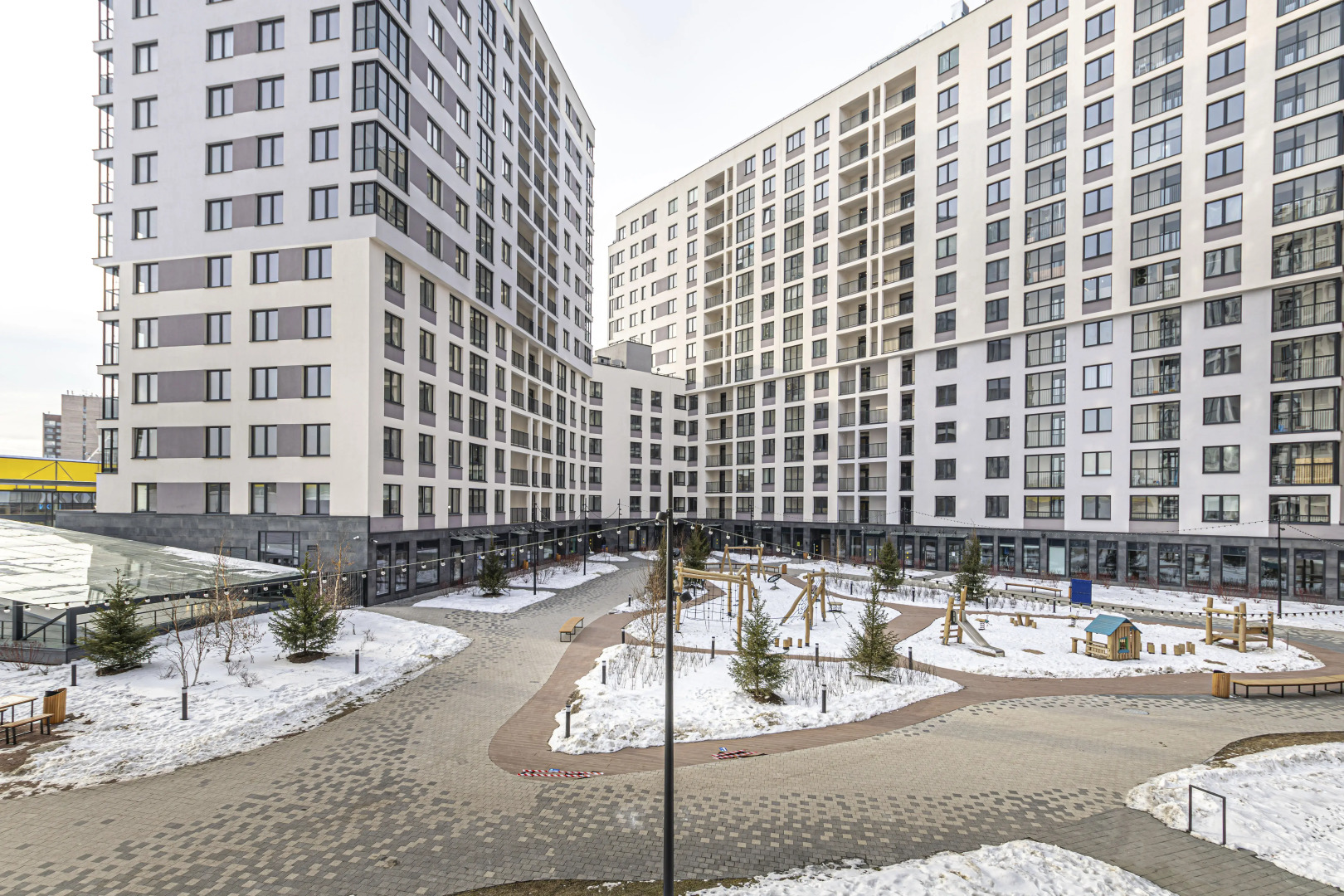 Квартира у метро Ладожская