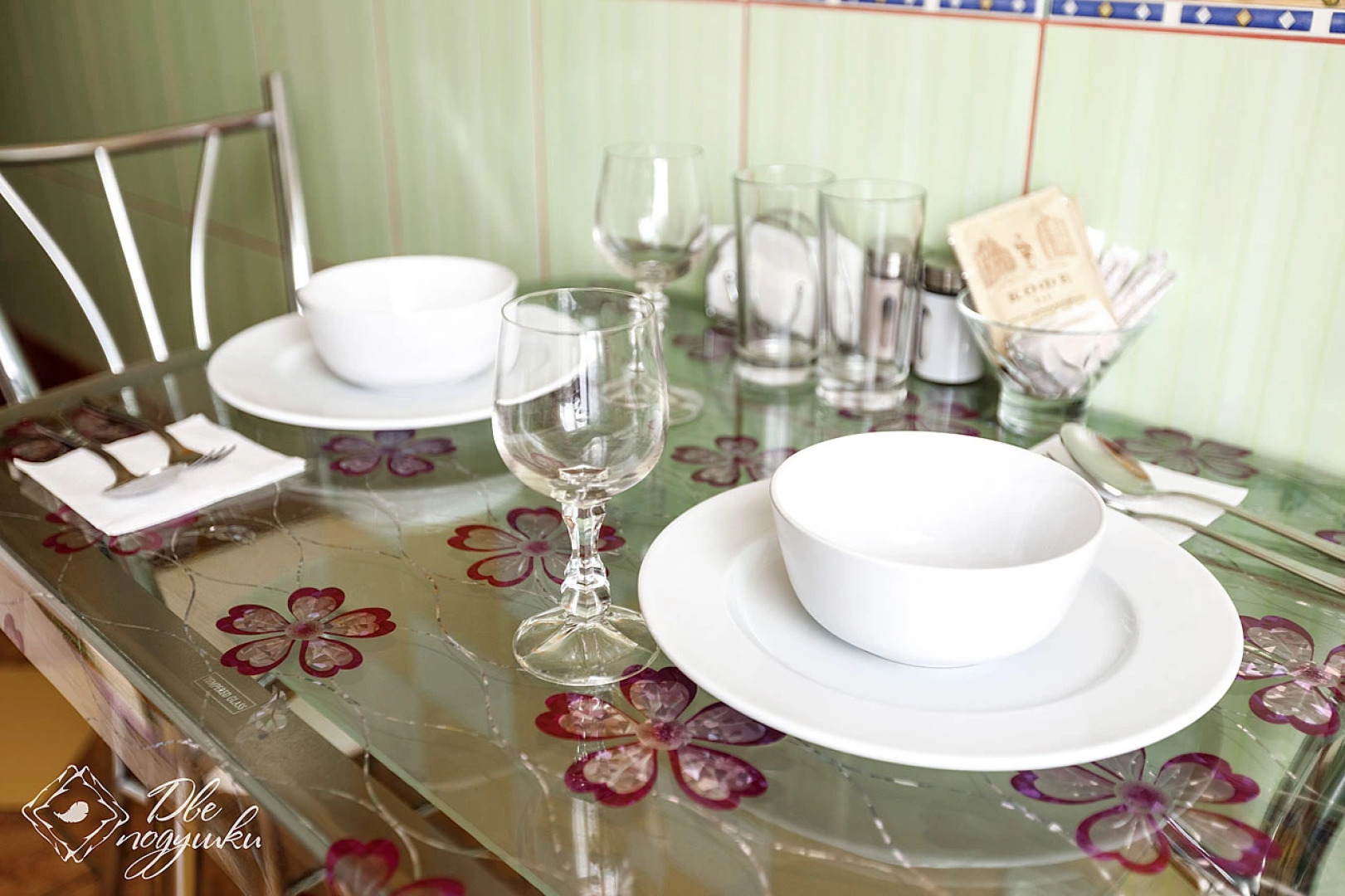 Квартира ДВЕ ПОДУШКИ 2+2 на Химиков, 17