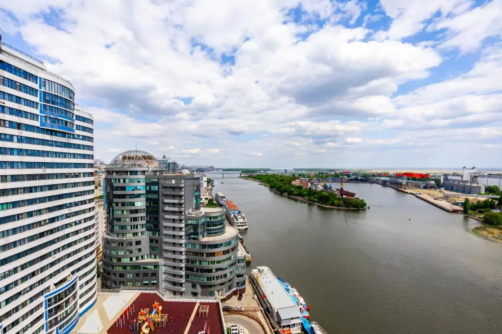 Апартаменты DoMino в центре