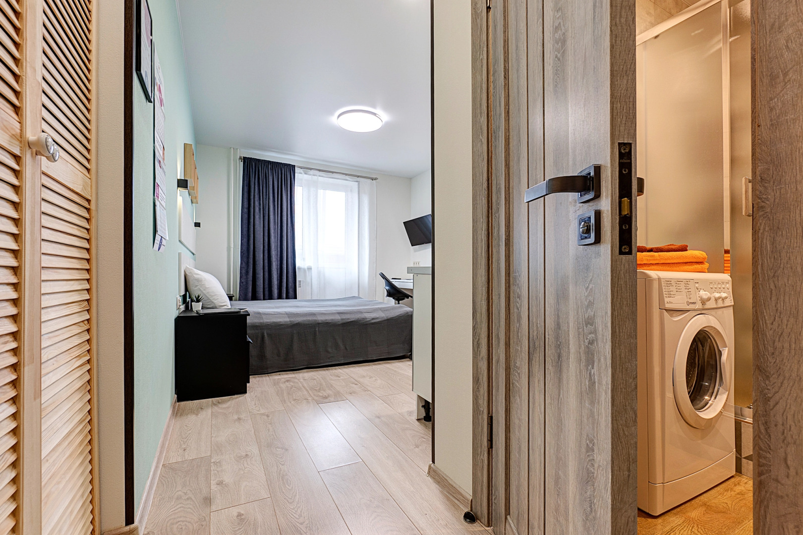 Апартаменты на Сергея Есенина 10