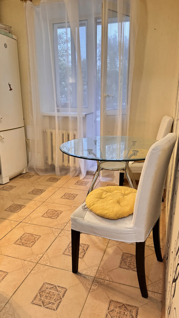 Квартира Двухкомнатная Кирова 6