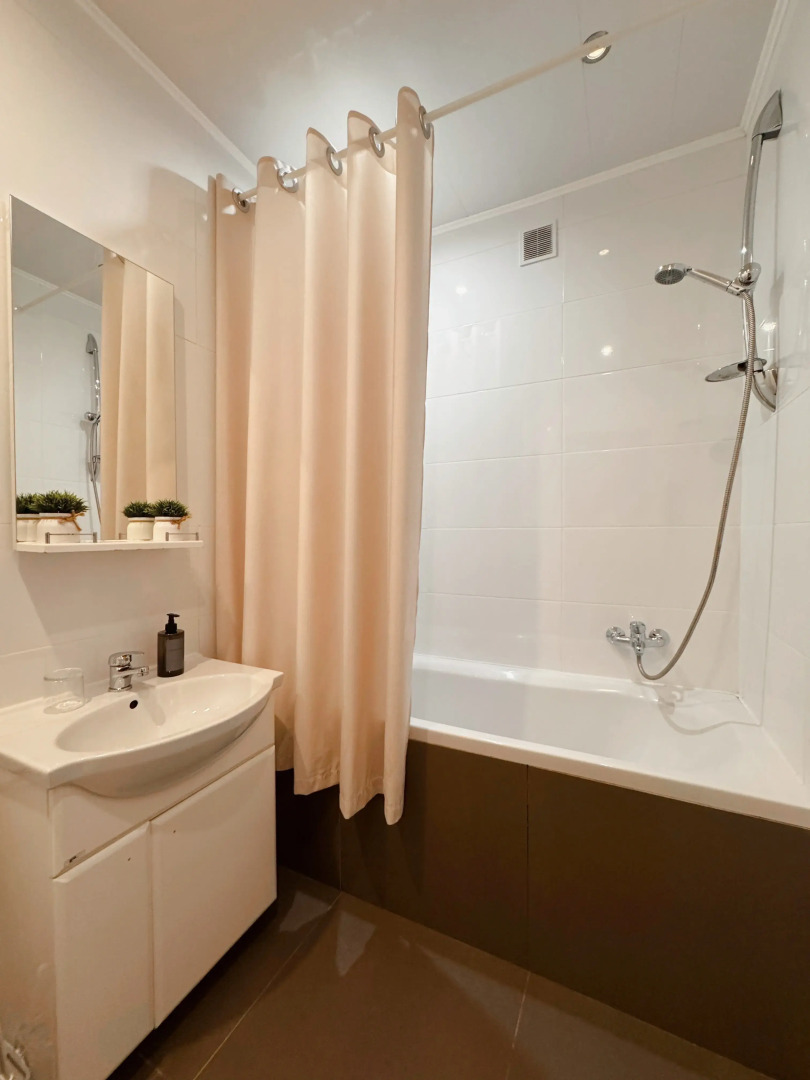 Квартира в Самом Центре Исторического Района Амалиенау