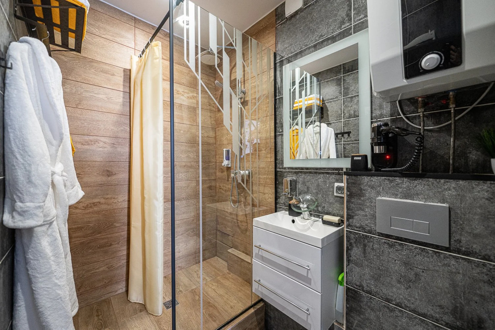 Апартаменты Пять Звёзд у Спорткомплекса Имени Елесиной