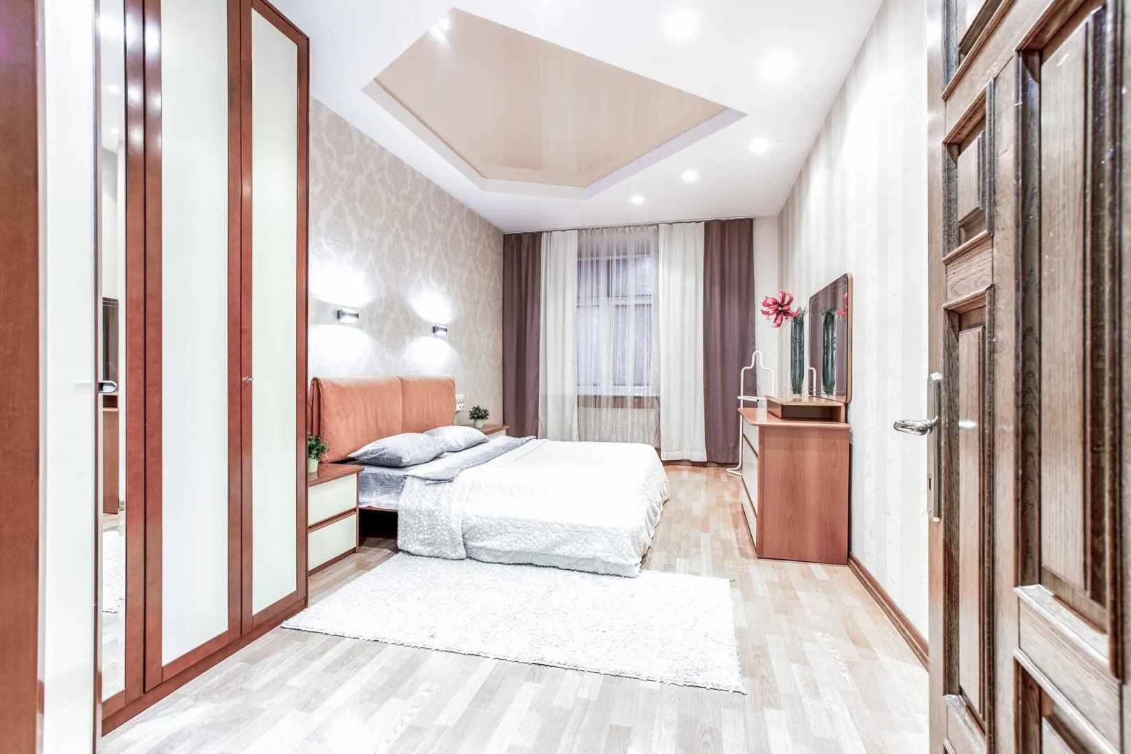 Апартаменты Big city Apartment