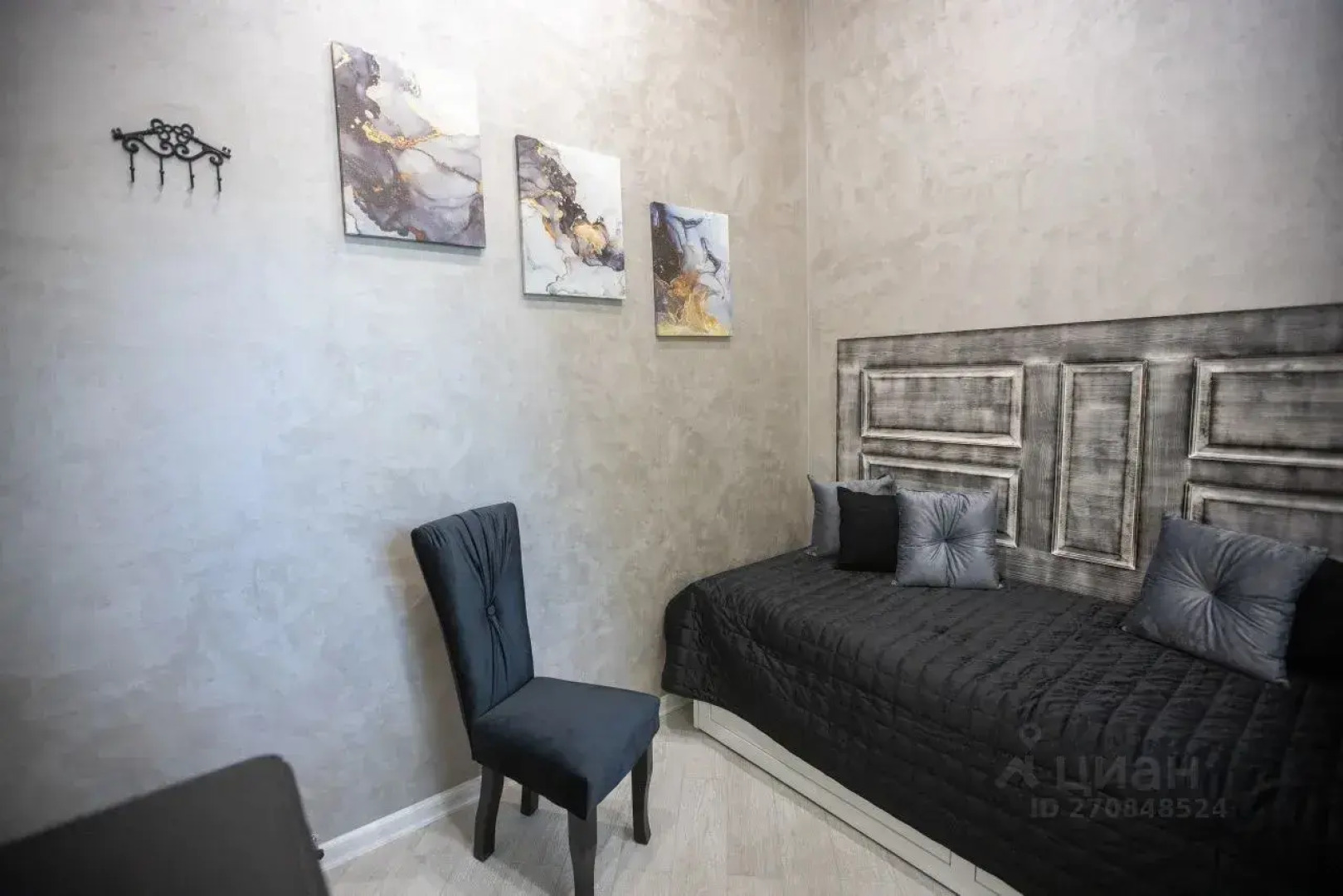 Частный дом у Реки с Баней