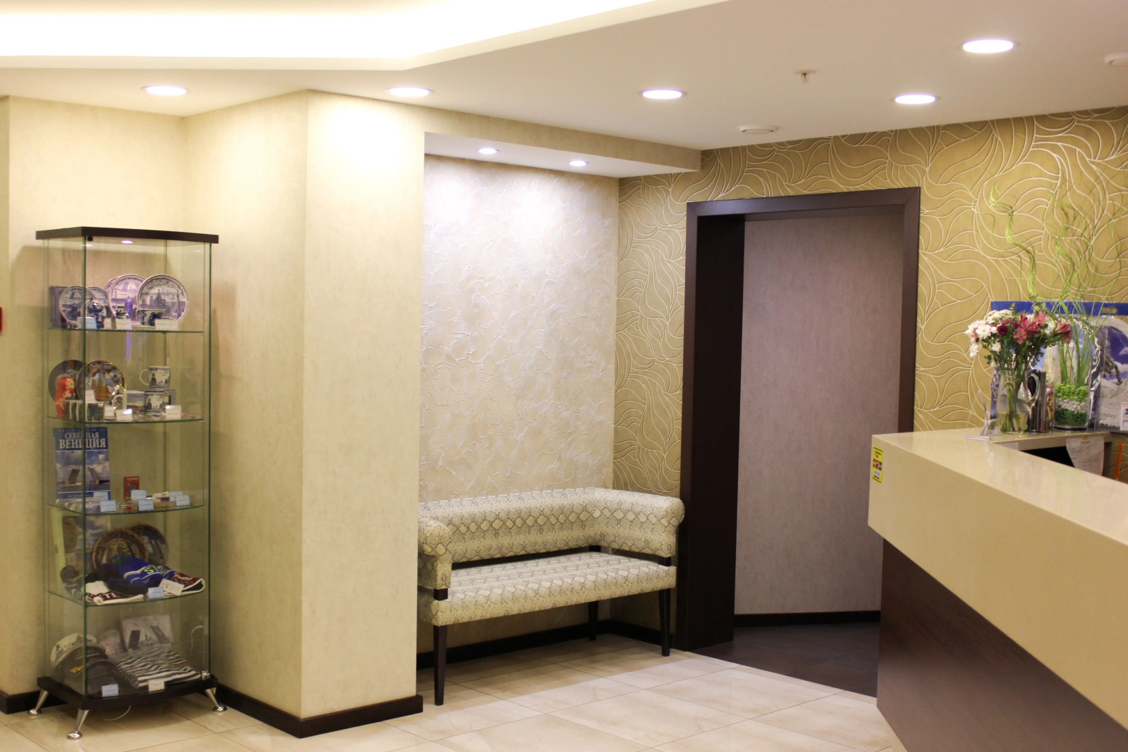 Отель Комендантская Дача