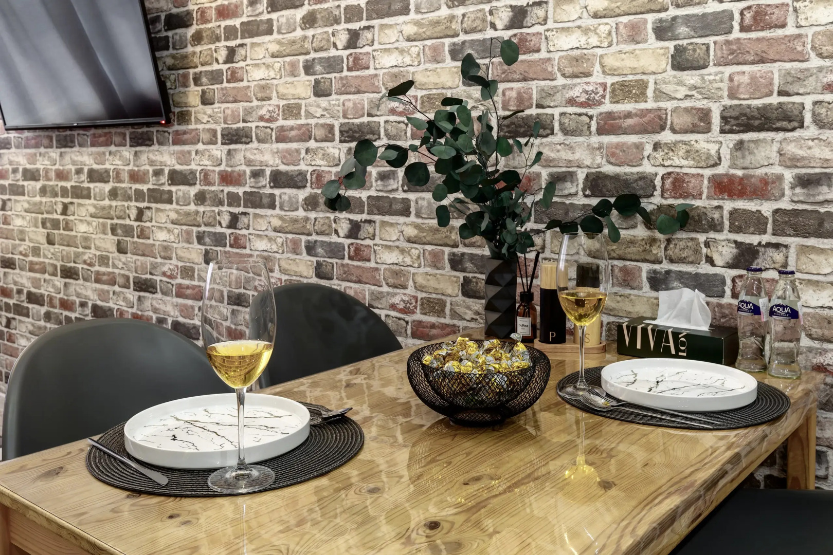 Апартаменты двухкомнатные LUX с видом на ДОН №10