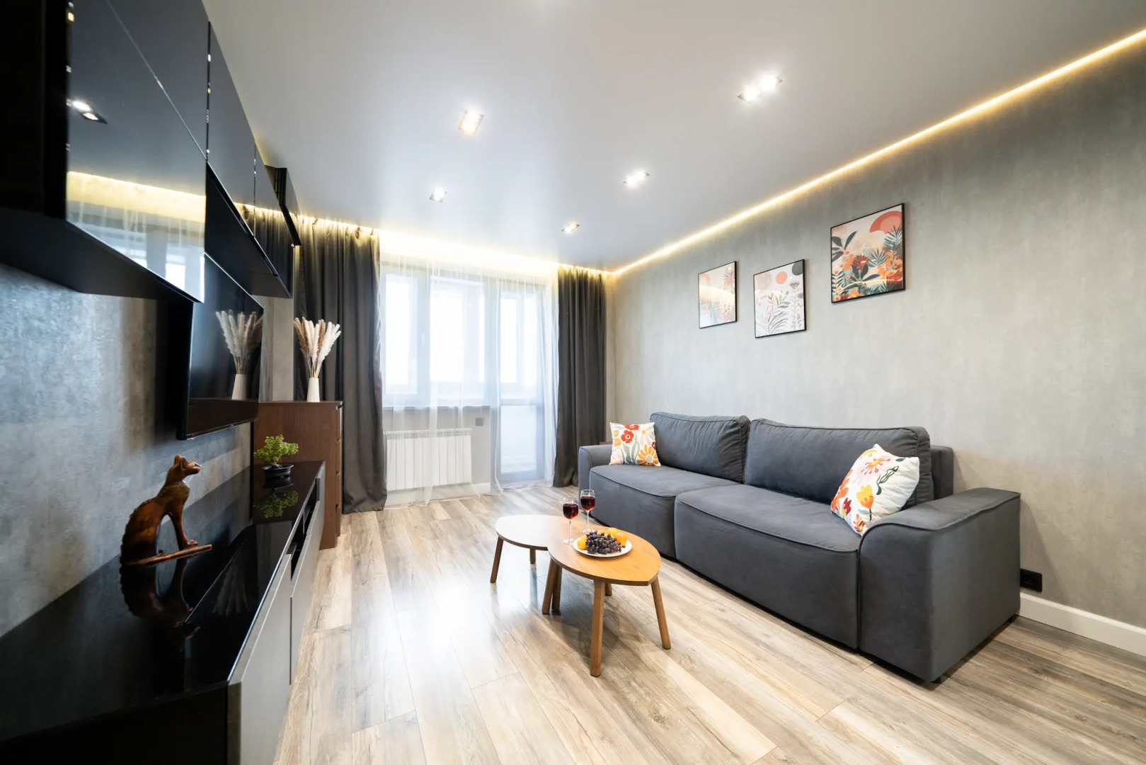 Квартира Стильная двухкомнатная квартира Natali apart на метро Пражская