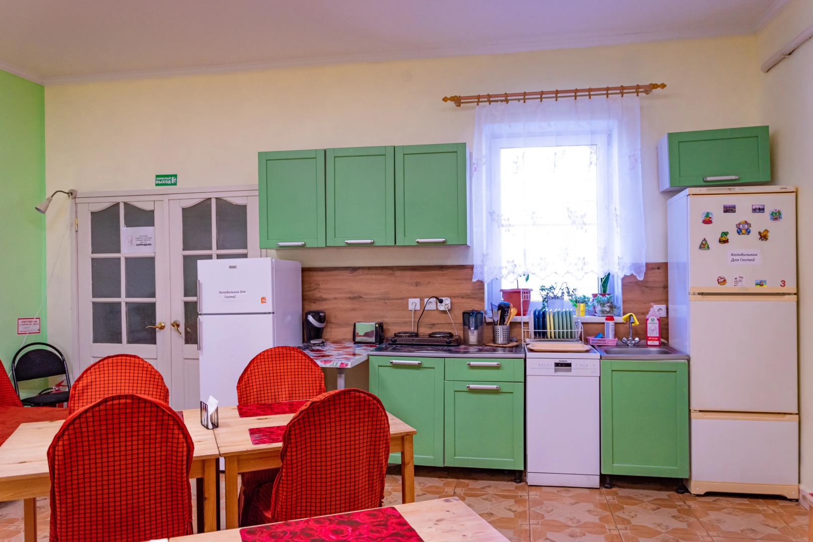 Отель Вернисаж