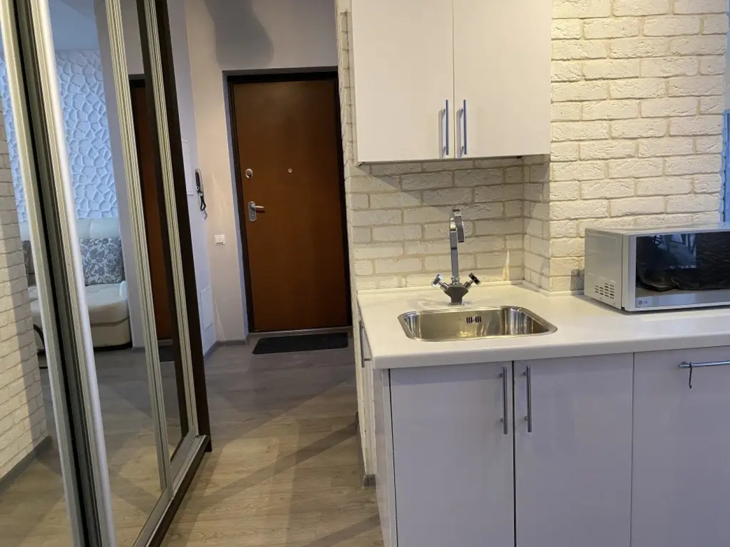 Апартаменты SAMOцвет 10 на Киевской 3