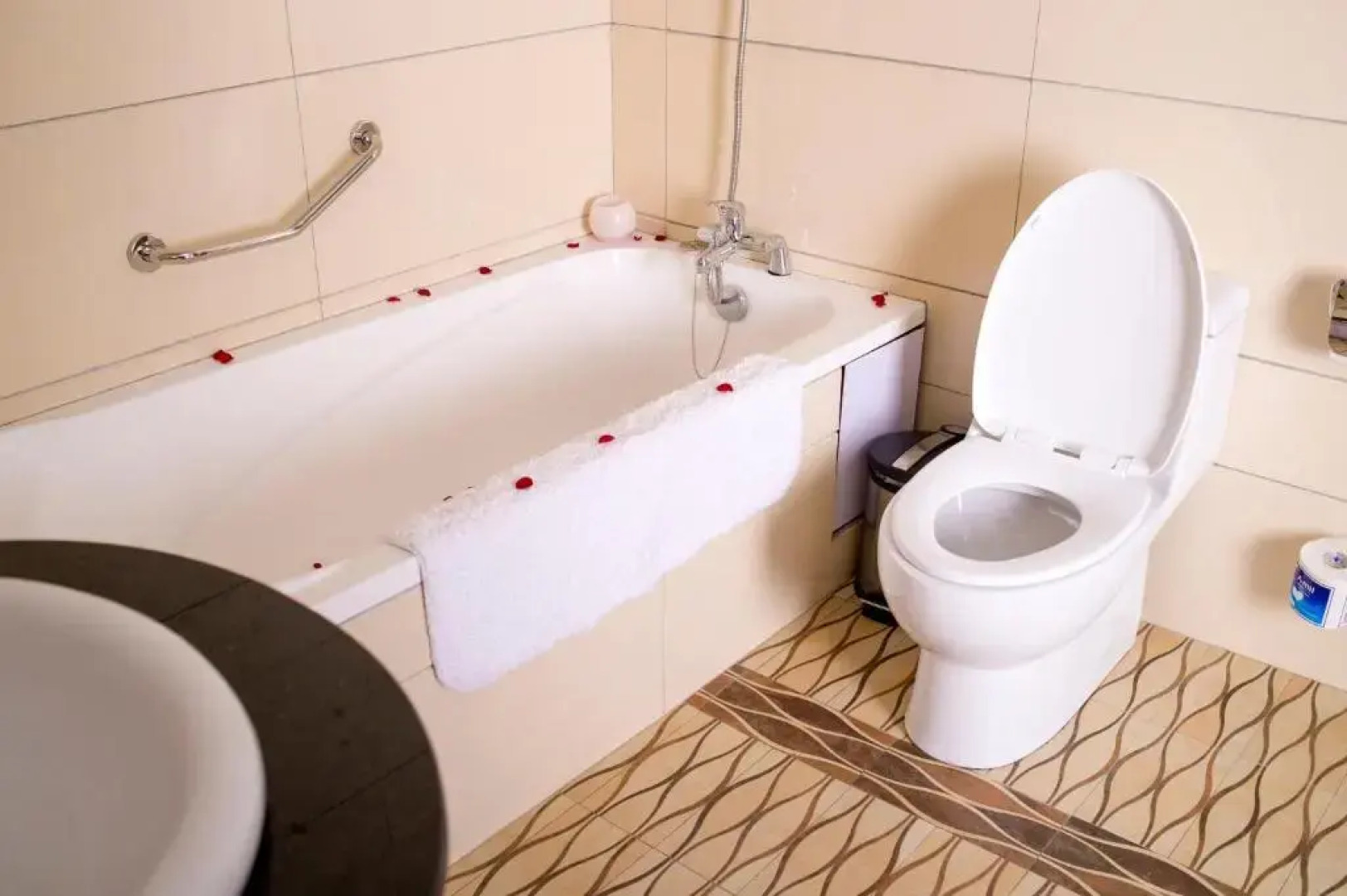 Отель Protea Hotel by Marriott Entebbe