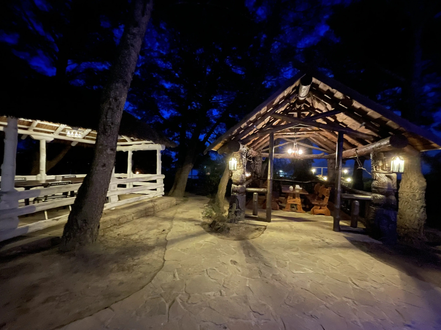 Отель Аквани