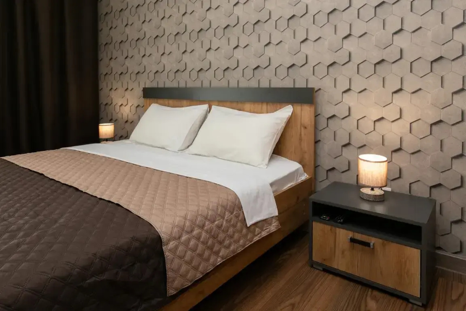 Двухкомнатные апартаменты Этажидейли возле ЖД вокзала