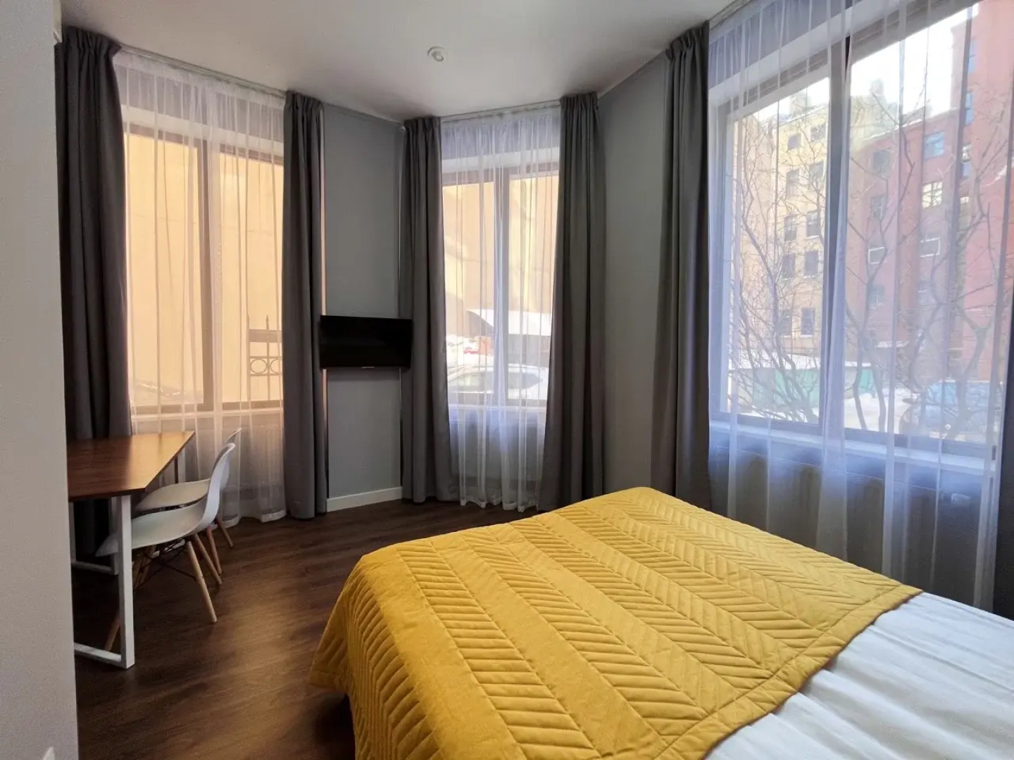 Отель Демократ на 9-ой Советской