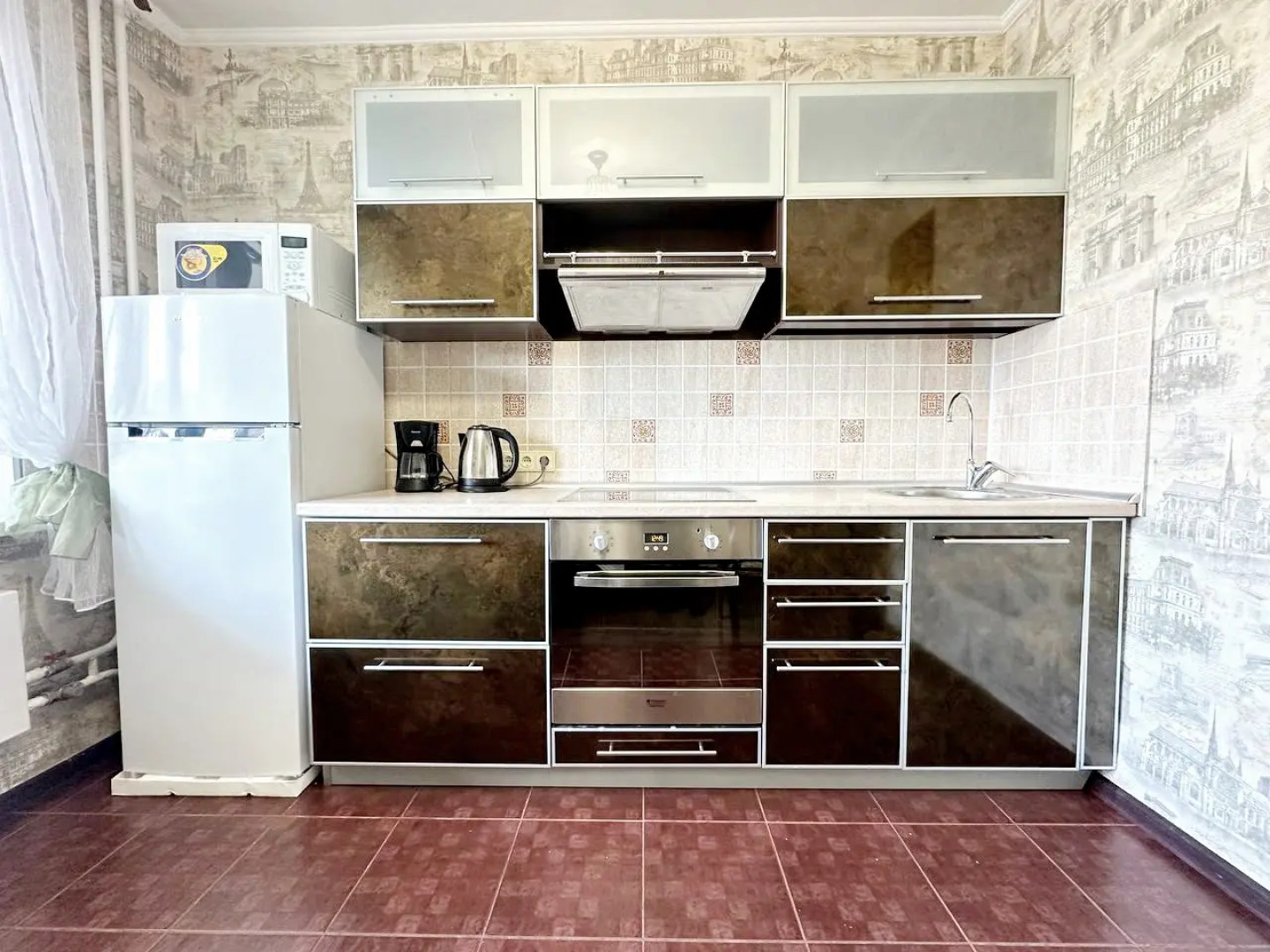 Квартира Двухкомнатная с балконом на Притомском