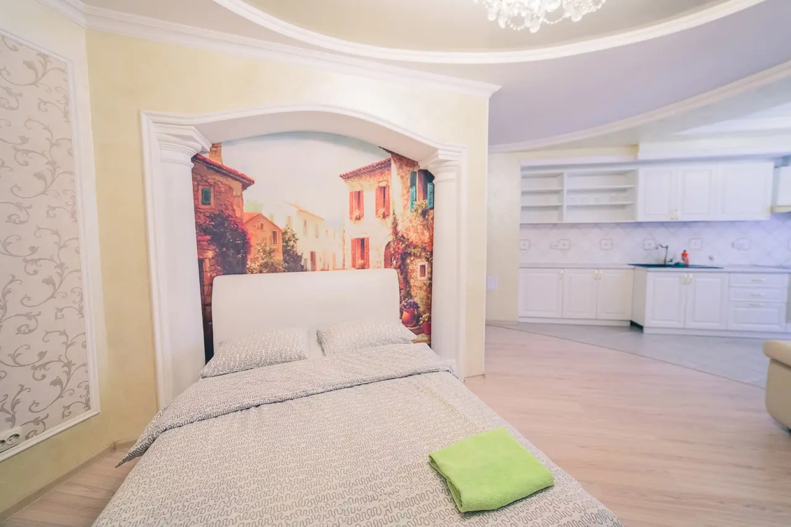 Апартаменты на Октябрьской Революции