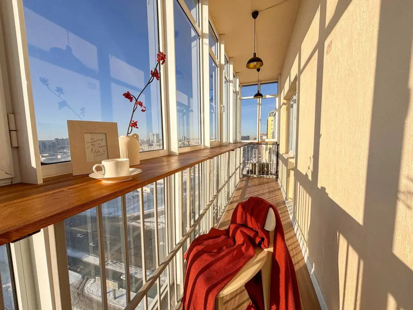 Квартира видовые апартаменты возле РМК Арены