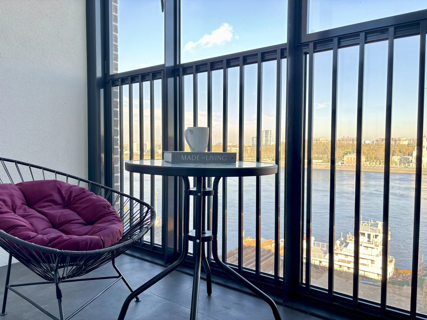 Квартира Dubrovskiy Apart с видом на Неву