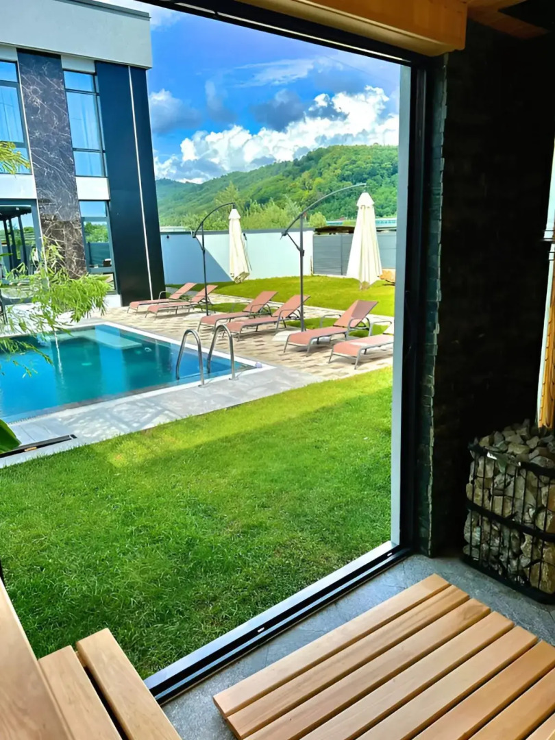 Вилла Мзымта 1