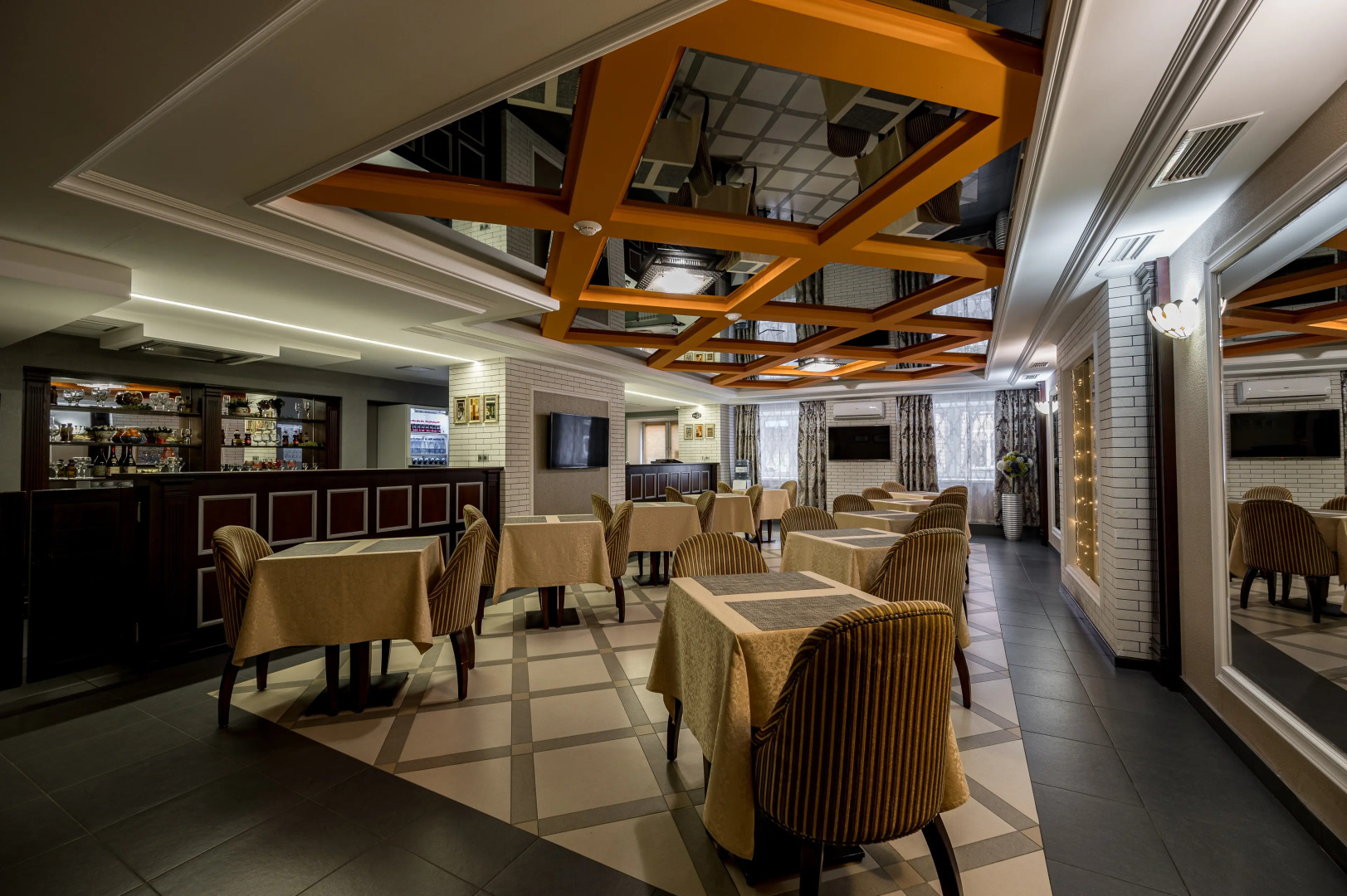 Отель SKY Центр