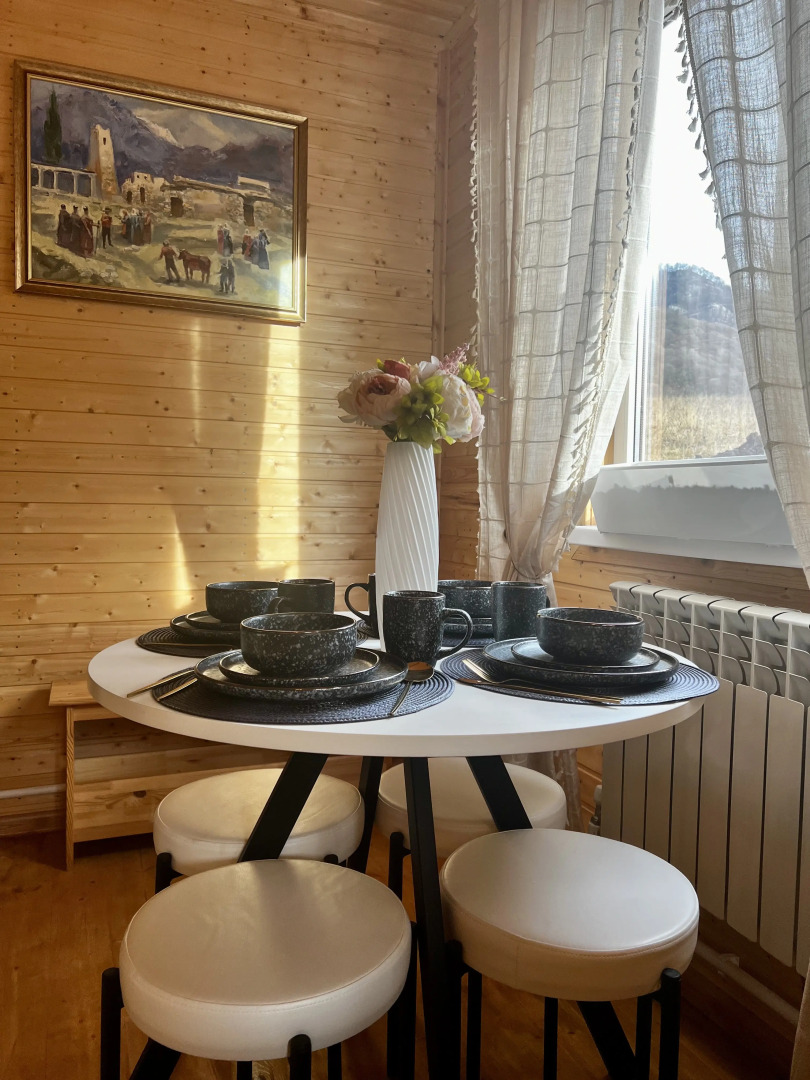 Шале Tanhum House