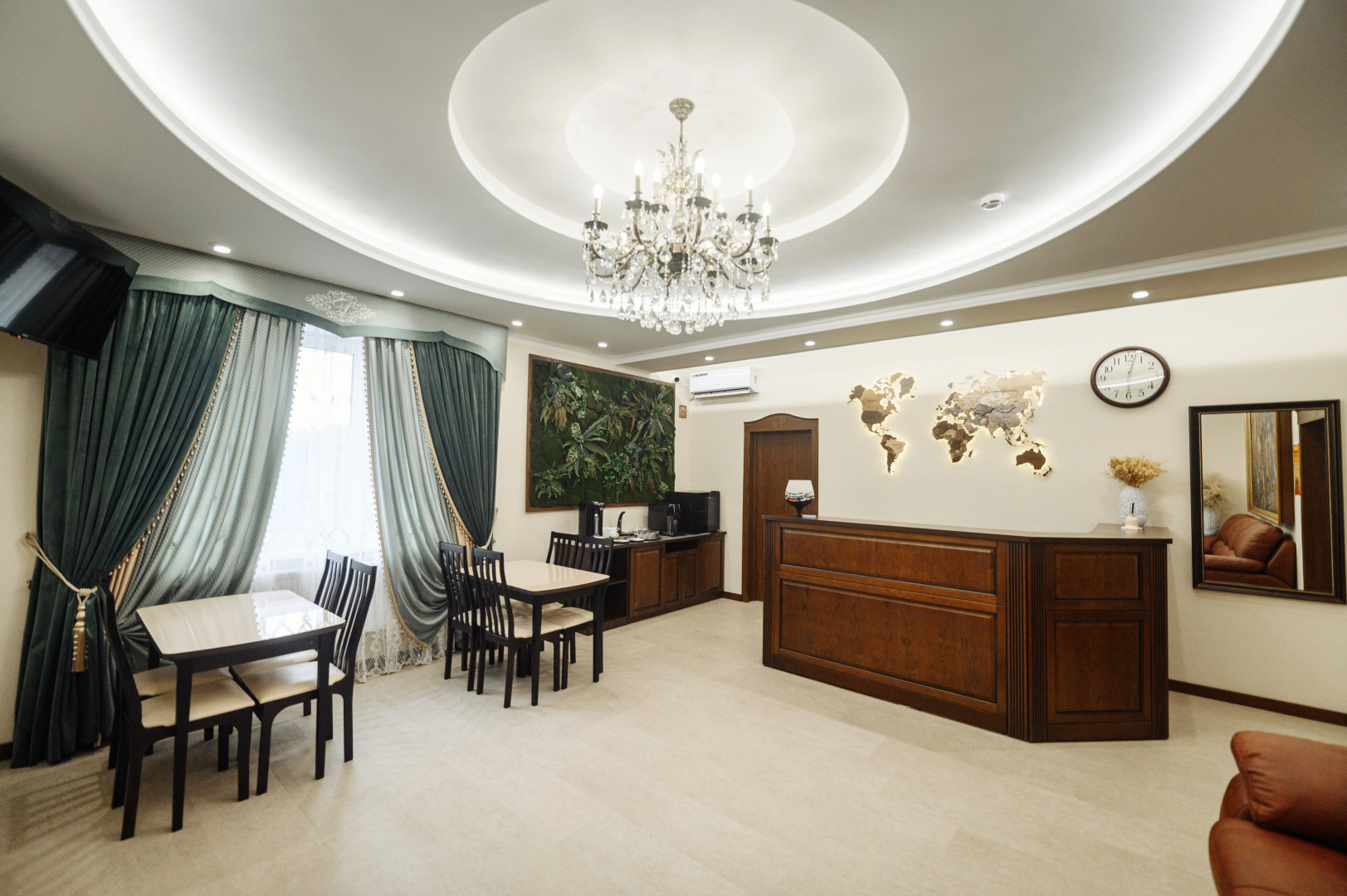 Отель Азовский