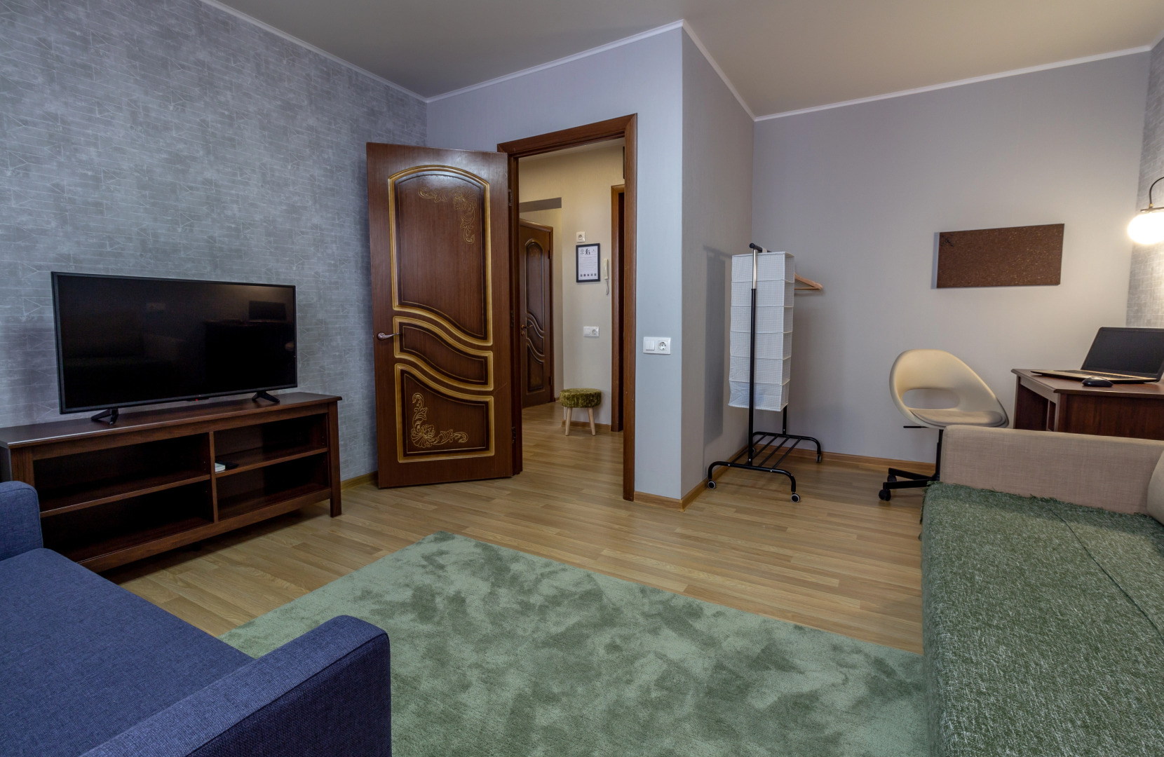 Квартира 2х комнатная Business Apart Lux на Маяковского