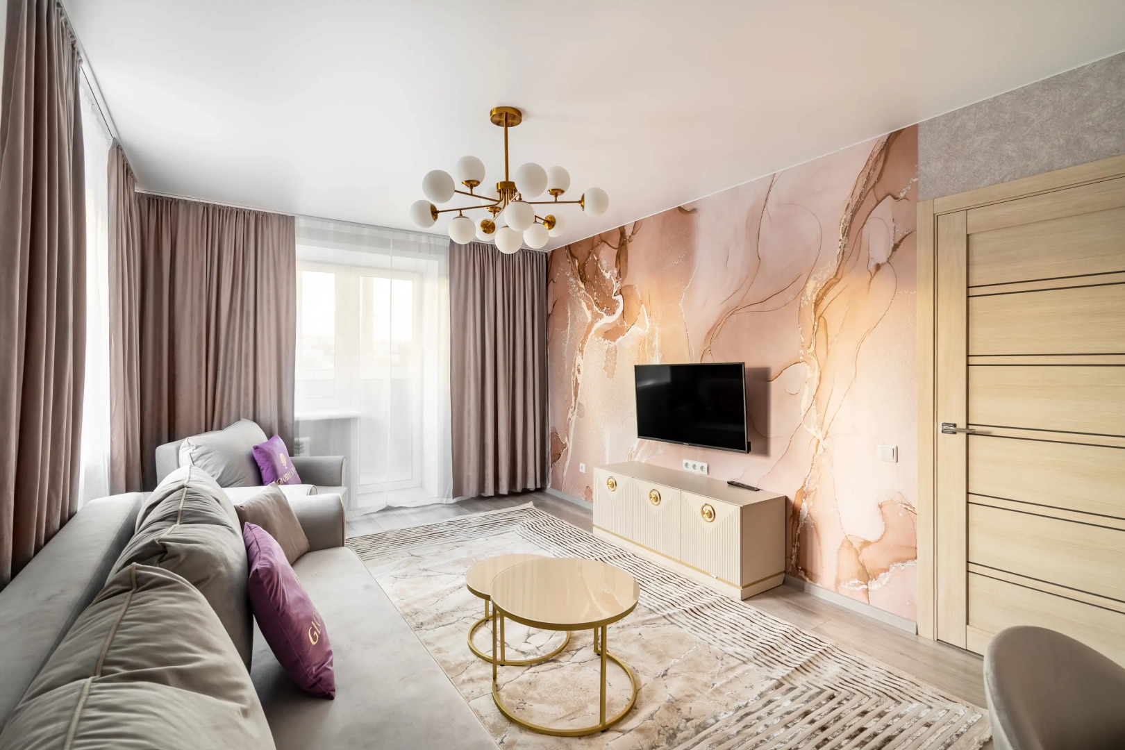 Апартаменты GLOBALSTAY Солнечная 3х Комнатная на Набережной Днепра