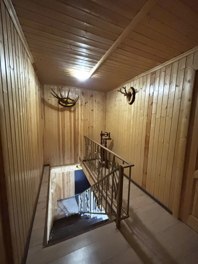 Частный  Дом для Больших Компаний