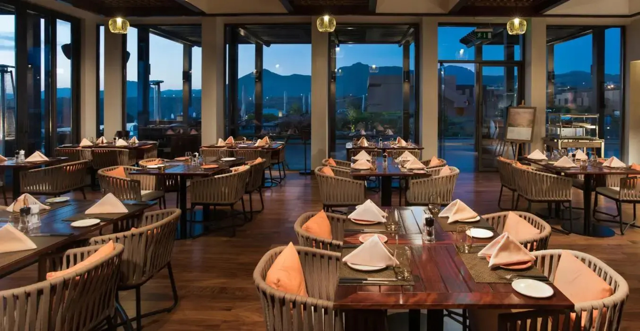 Курортный отель Anantara Al Jabal Al Akhdar Resort