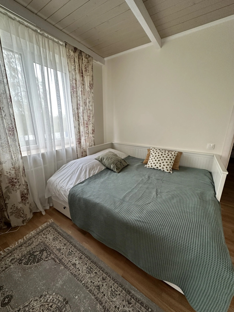 Апартаменты с 3 спальнями в частном доме