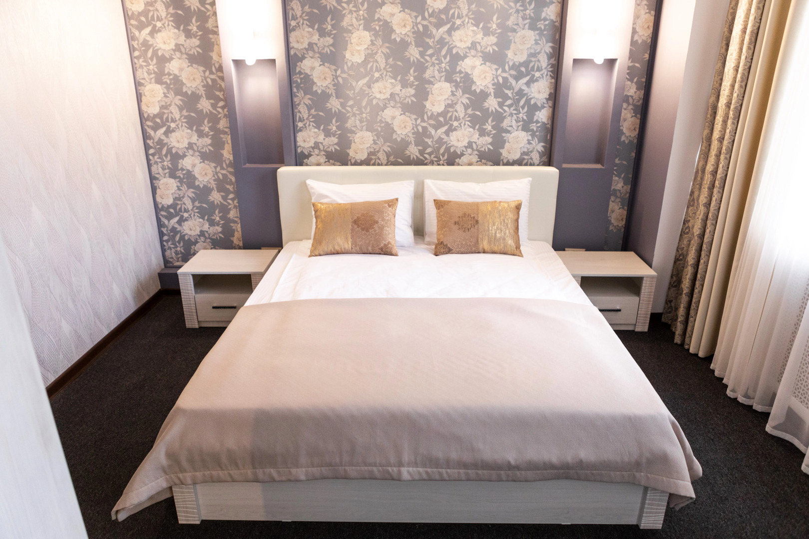 Отель Зодиак