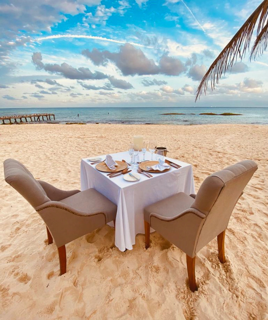 Отель Residences at the Fives