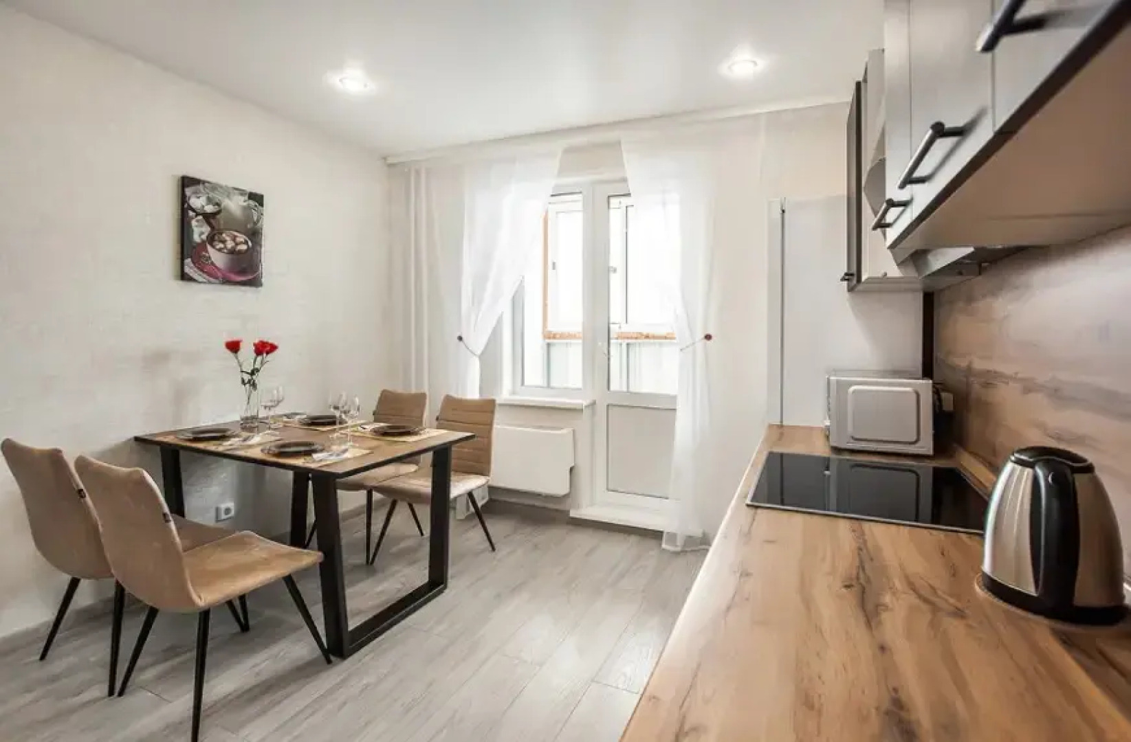 Квартира Двухкомнатная Революционная 13а