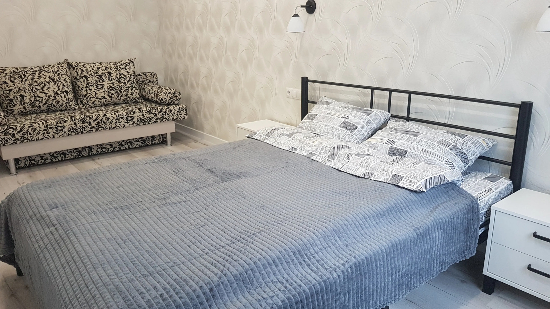 Квартира Староникитская 10А