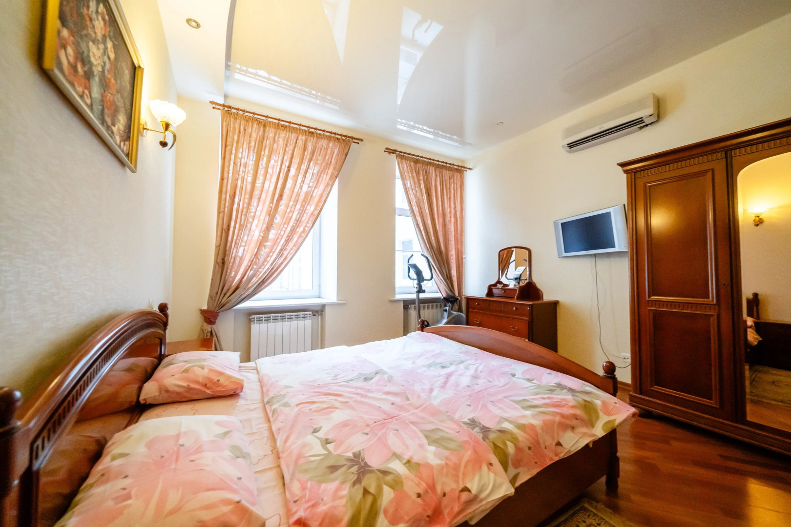 Апартаменты на Гороховой улице 4