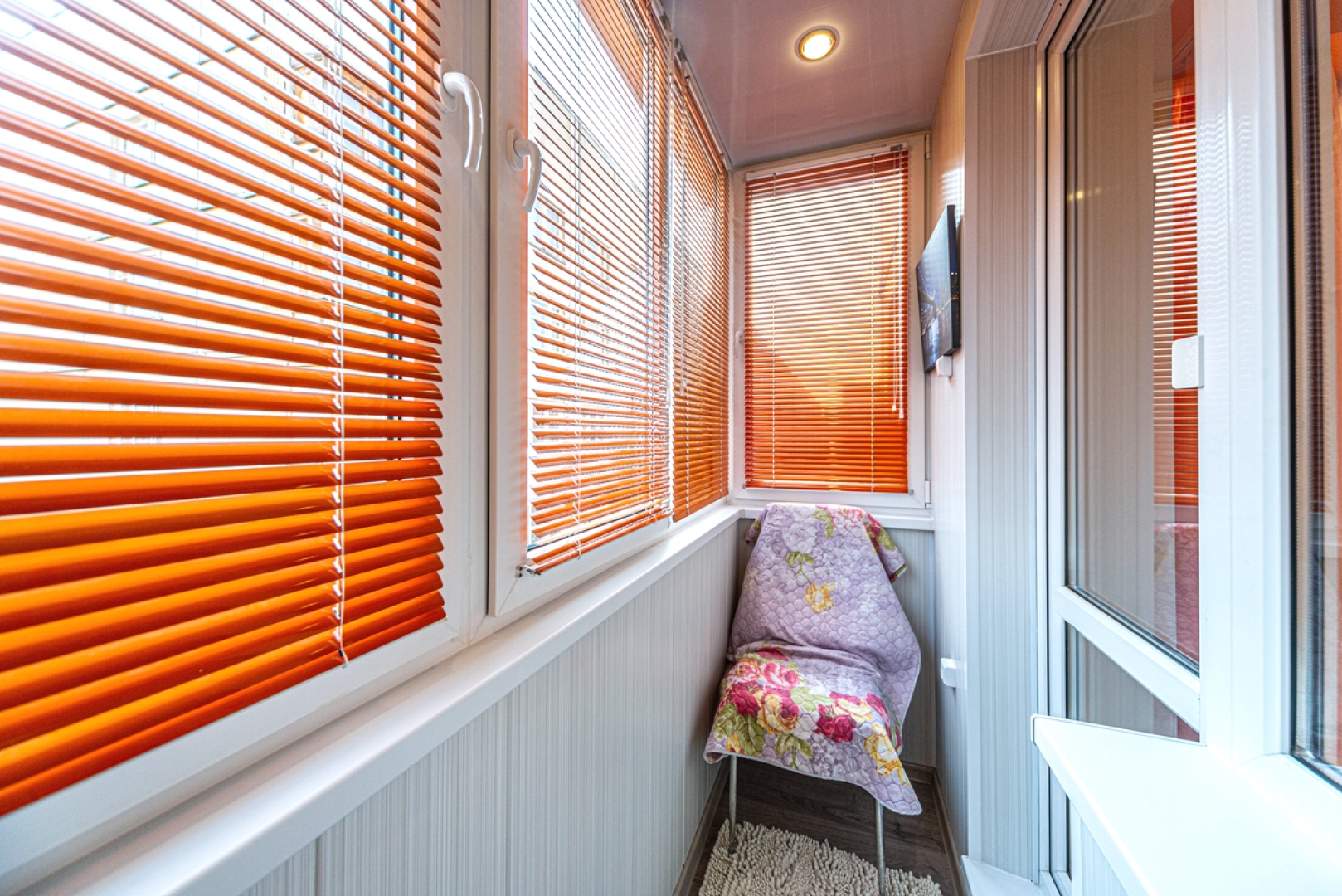 Квартира 3-евро на Долгоозерной улице в Приморском районе