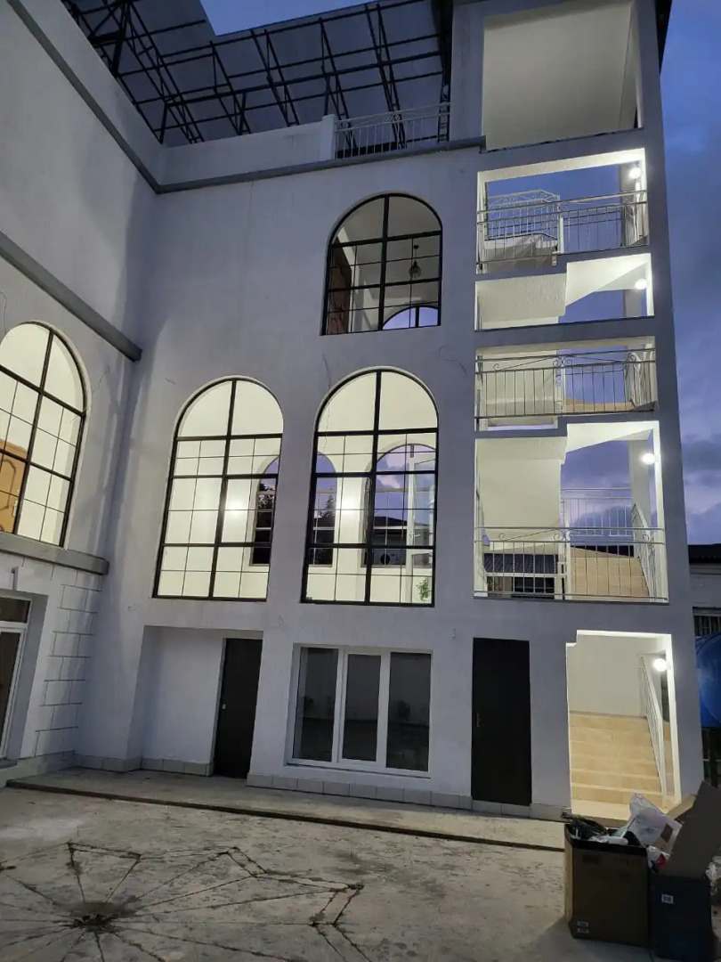 Гостевой дом White House Sukhum