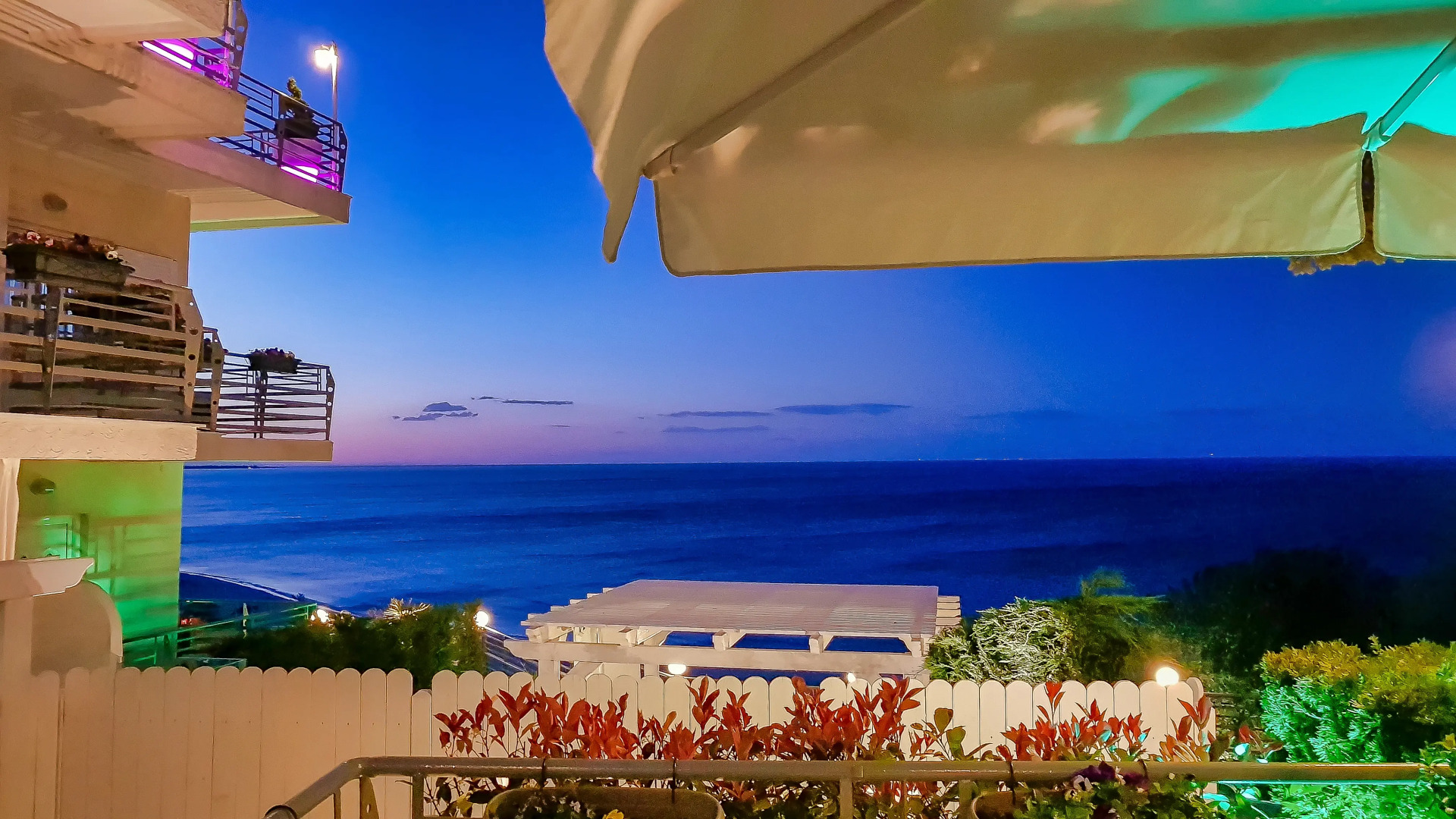 Отель Panorama Suites & Spa Adults Only