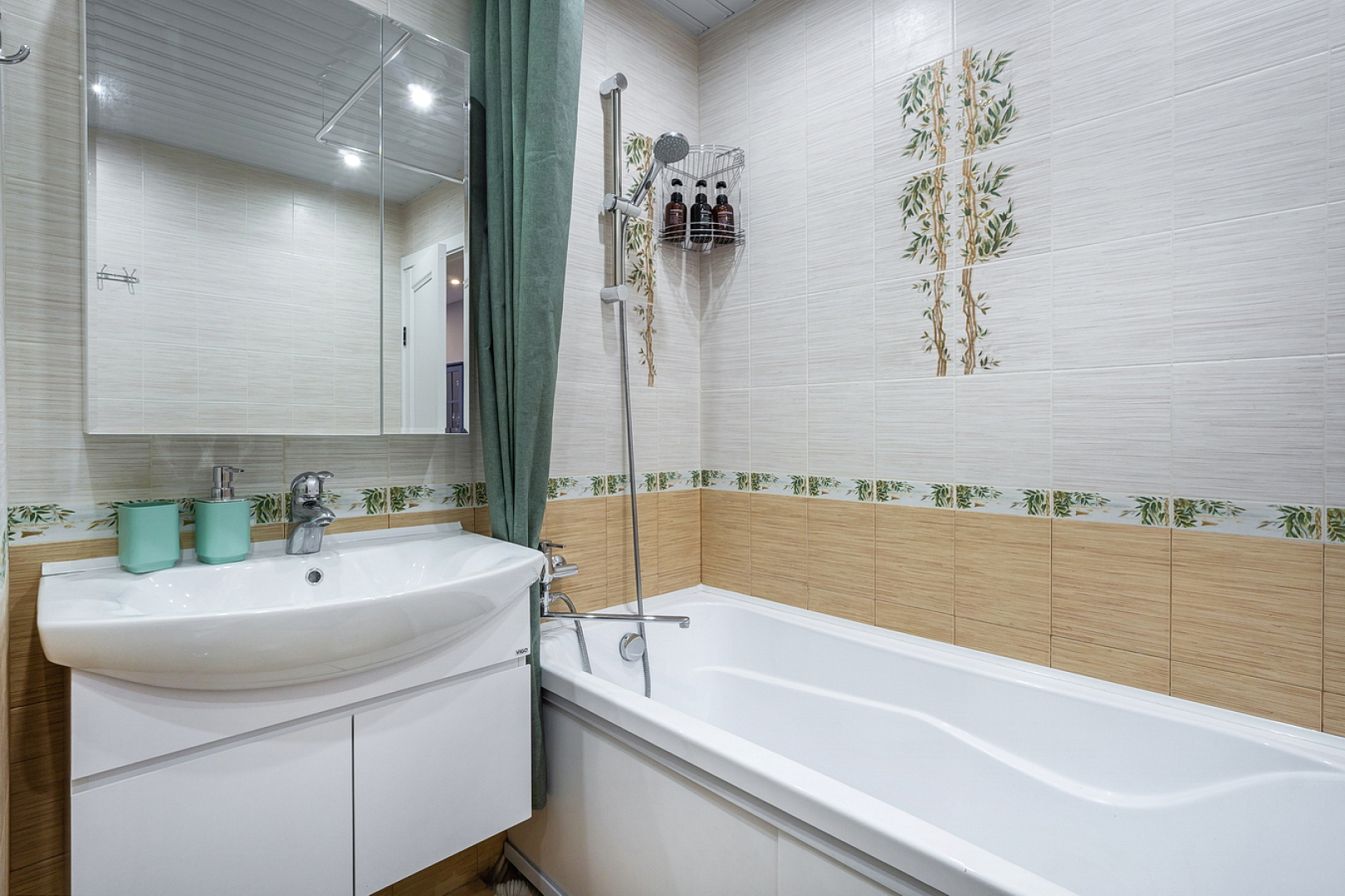 Квартира трехкомнатная Queenstay Остров мечты на Коломенской