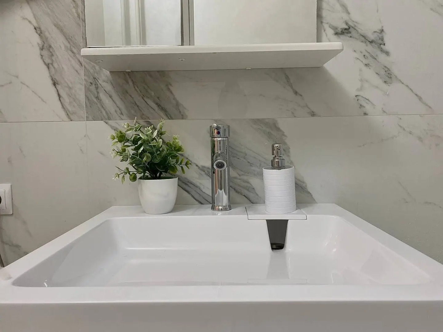 Квартира Поделам Уютная у арены Трактор