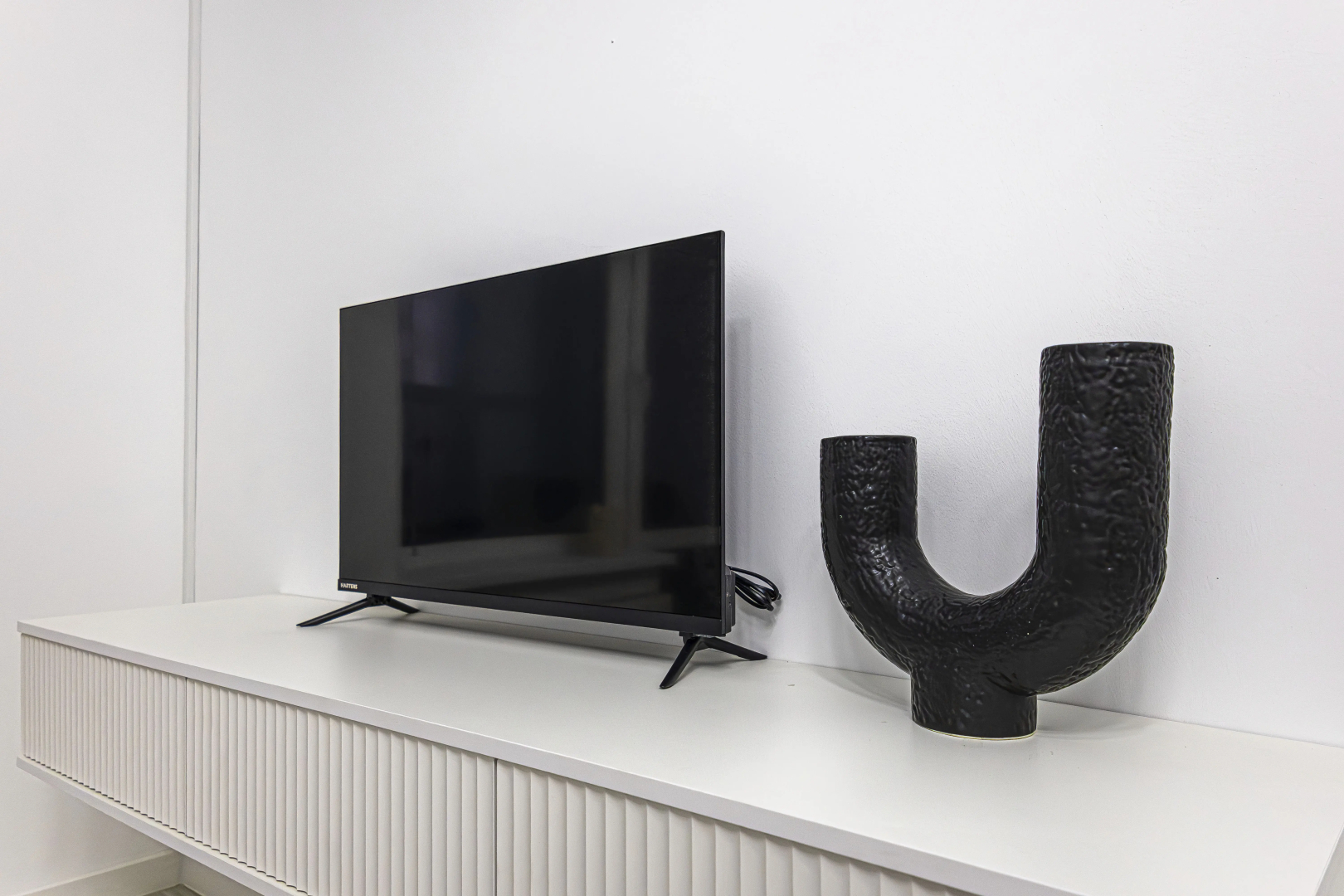 4flats MONOCHROME Квартира у набережной Невы в ЖК бизнес-класса