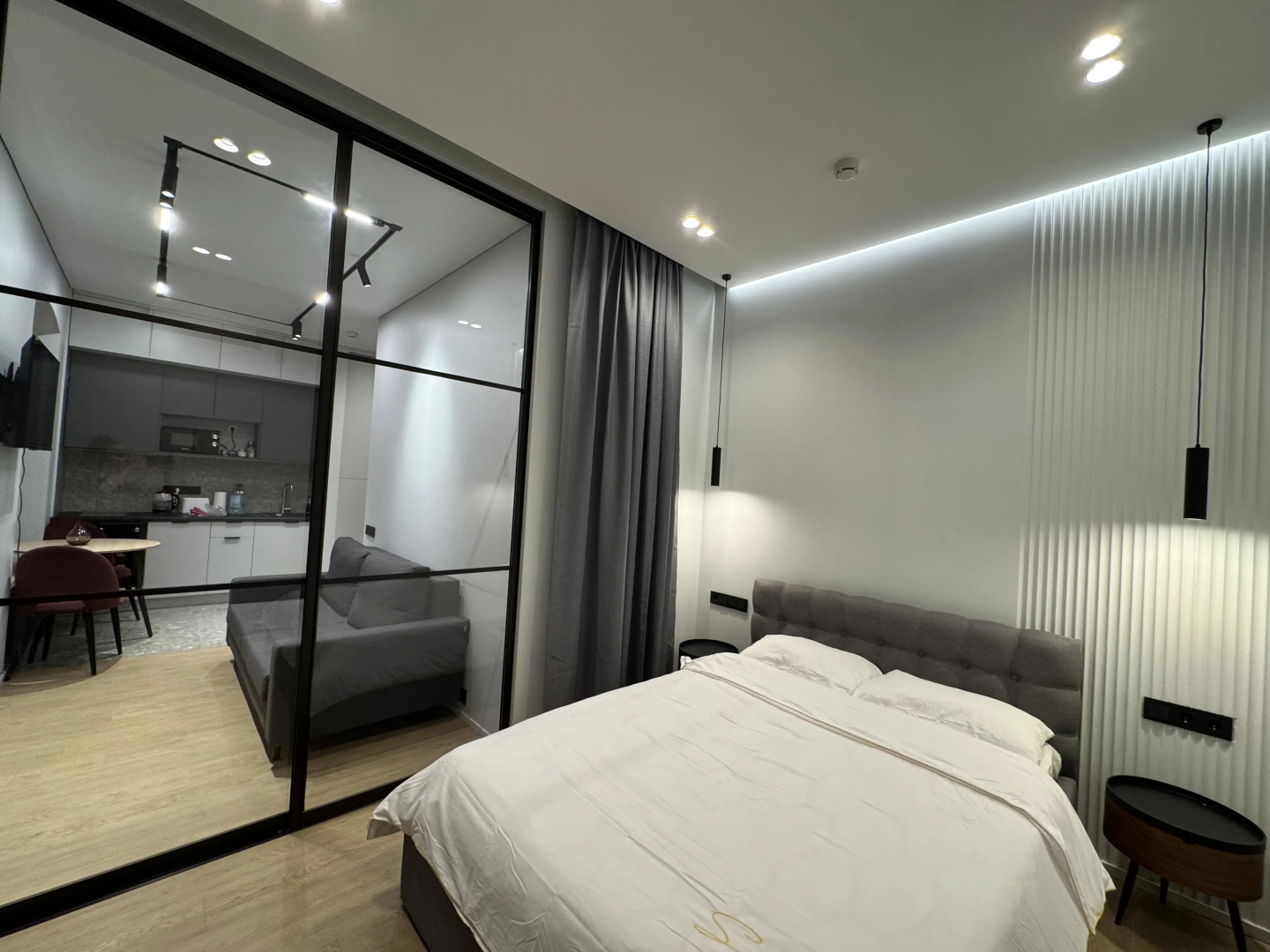 Апартаменты AtHome